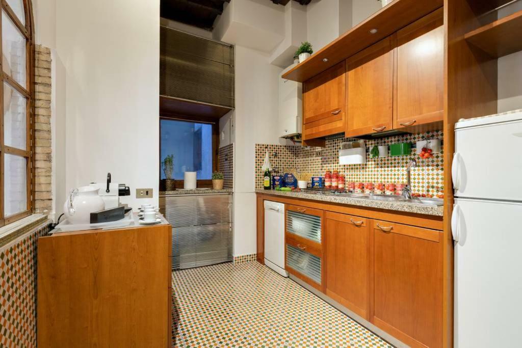 Arenula Luxury Apartment روما المظهر الخارجي الصورة