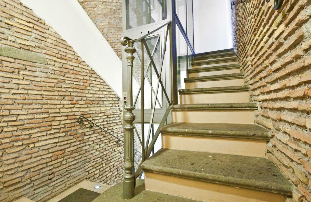 Arenula Luxury Apartment روما المظهر الخارجي الصورة