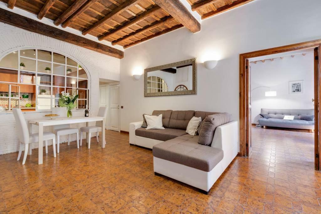 Arenula Luxury Apartment روما المظهر الخارجي الصورة